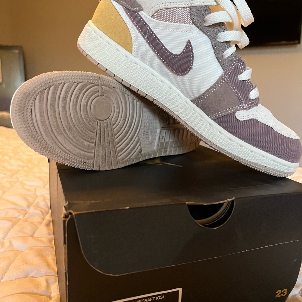 Nike Multicolor Sneakers